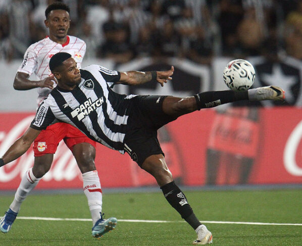 Botafogo vence RB Bragantino na Libertadores