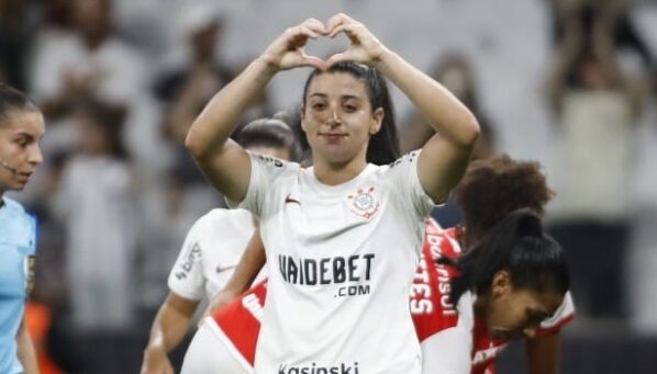 Corinthians segue 100% no Brasileiro Feminino