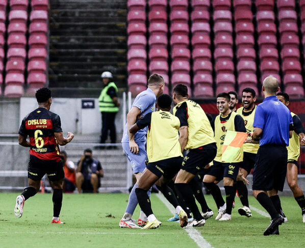 Sport e Bahia garantem vaga na semi da Copa do Nordeste