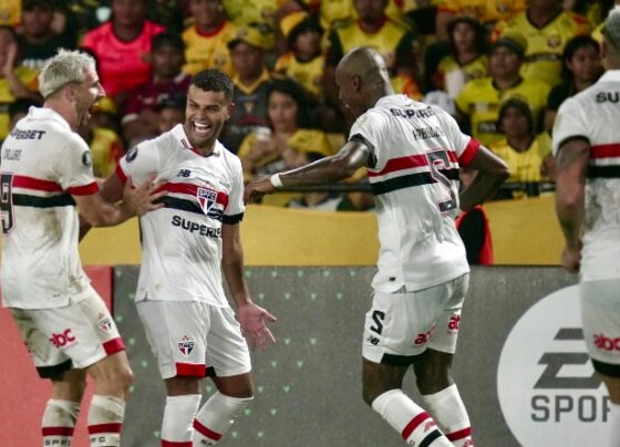 São Paulo vence no Equador