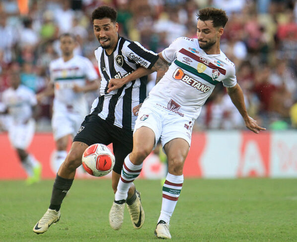 Botafogo e Fluminense se enfrentam no Brasileirao