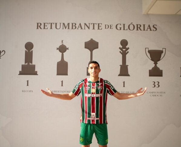 Fluminense anuncia atacante colombiano