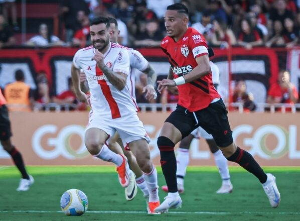 Atlético-GO vence a primeira como mandante na Série A