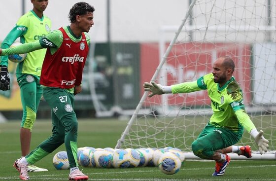 Palmeiras junta os cacos após queda na Copa do Brasil