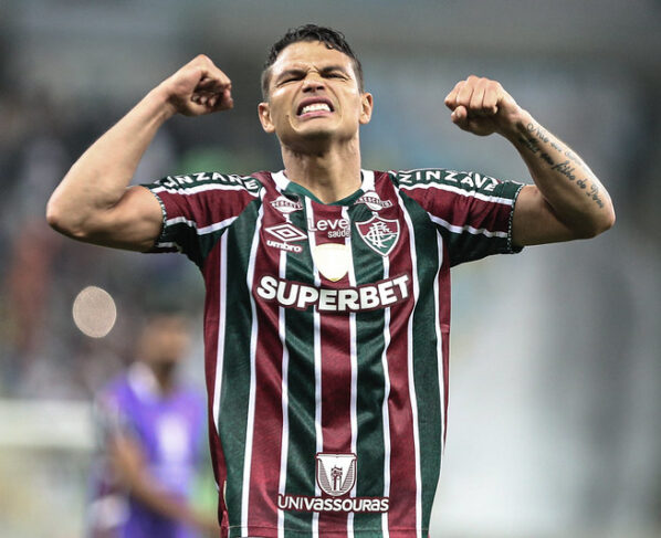 Fluminense e Atletico MG avancam na Libertadores