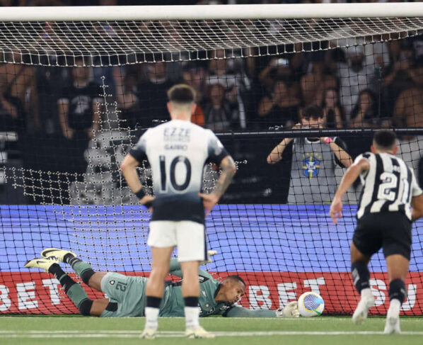 Corinthians perdeu um pênalti na partida