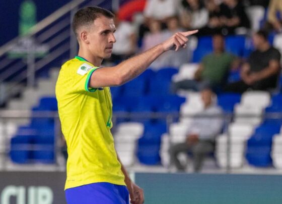 Brasil avança na Copa do Mundo de futsal