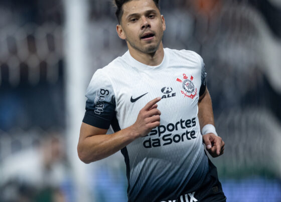 Corinthians e Vasco avançam para semifinais da Copa do Brasil