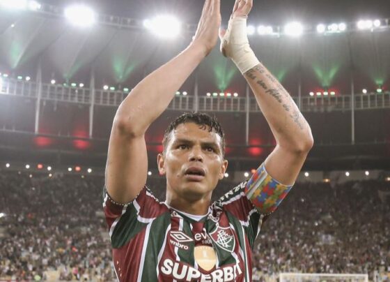 Thiago Silva viaja com o Fluminense