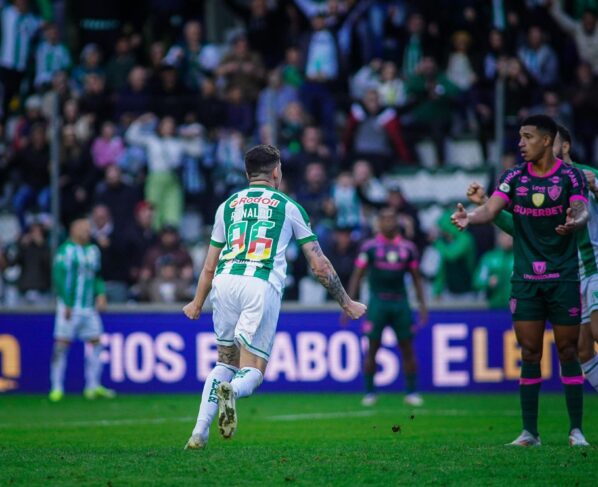 Juventude virou em 3 minutos fluminense