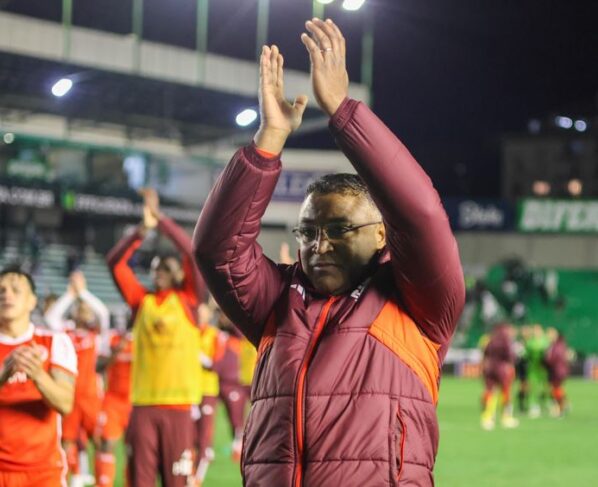 Roger Machado, técnico do Internacional