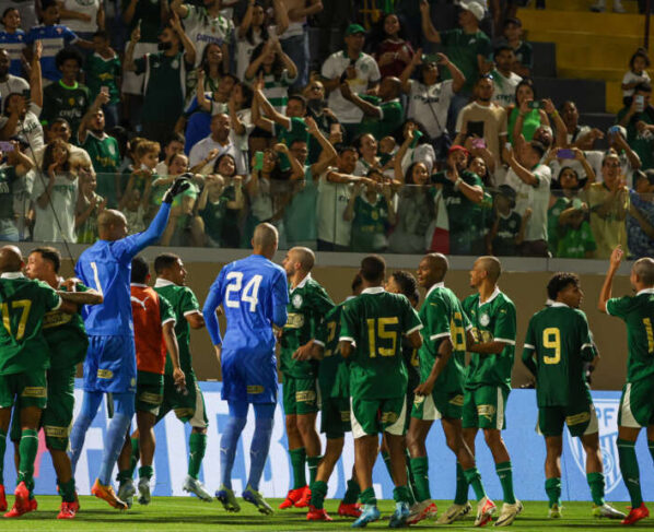 Palmeiras goleia na estreia da Copinha